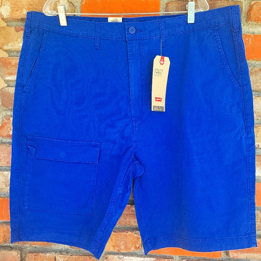 Levis Men's Utility Cargo Shorts Size: 42